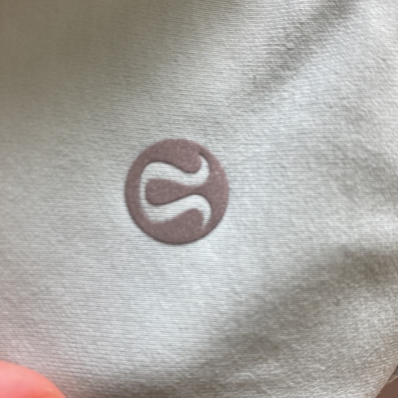 Lululemon sports bra light blue size 10 - Picture 4 of 4